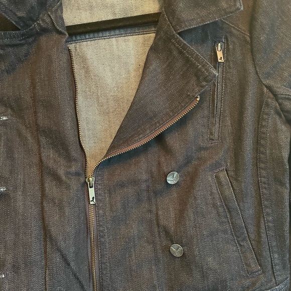 Community Jean Jacket from Aritzia - Picture 2 of 3